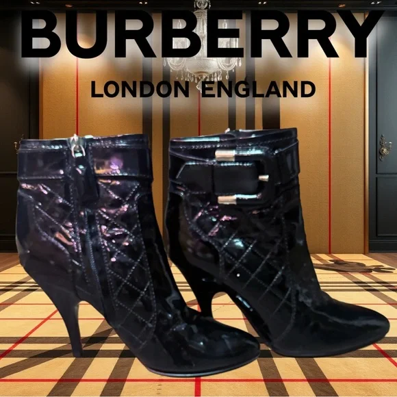 🔥 Burberry Black Patent Leather Quilted Ankle Boots Size 38.5 – Made in Italy 🔥 - Picture 1 of 10